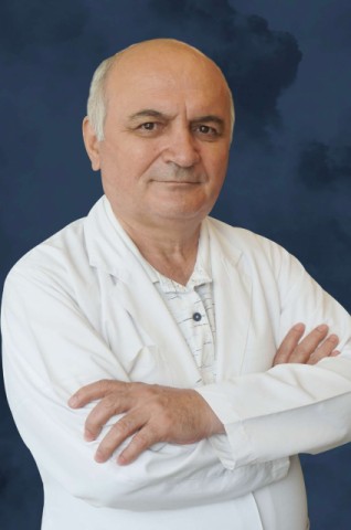 Op. Dr. Mümtaz KAHYA (Başhekim)